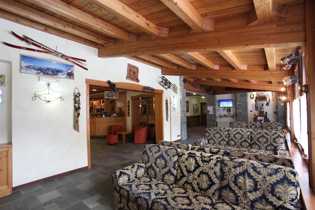 Hotel Alpechiara เพร-แซงต์-ดีดีเย ภายนอก รูปภาพ
