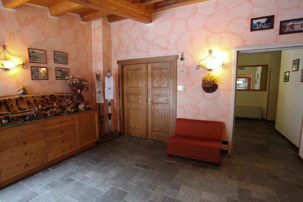 Hotel Alpechiara เพร-แซงต์-ดีดีเย ภายนอก รูปภาพ